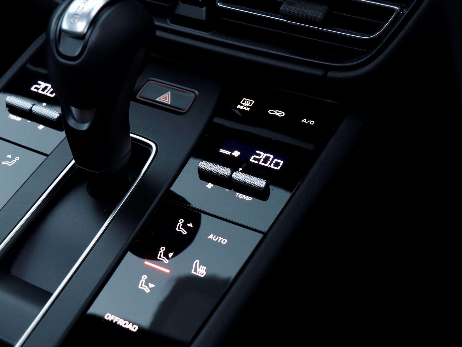 Used Porsche Macan 2023 for sale - 77000139: Photo 17