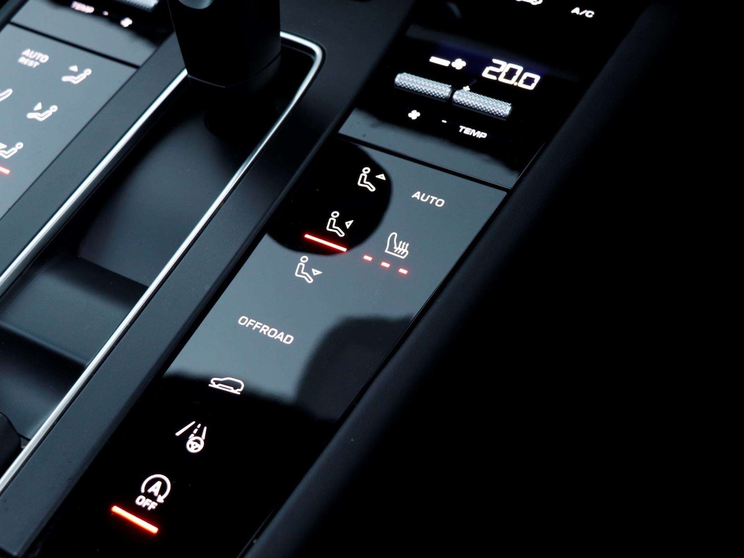 Used Porsche Macan 2023 for sale - 77000139: Photo 18