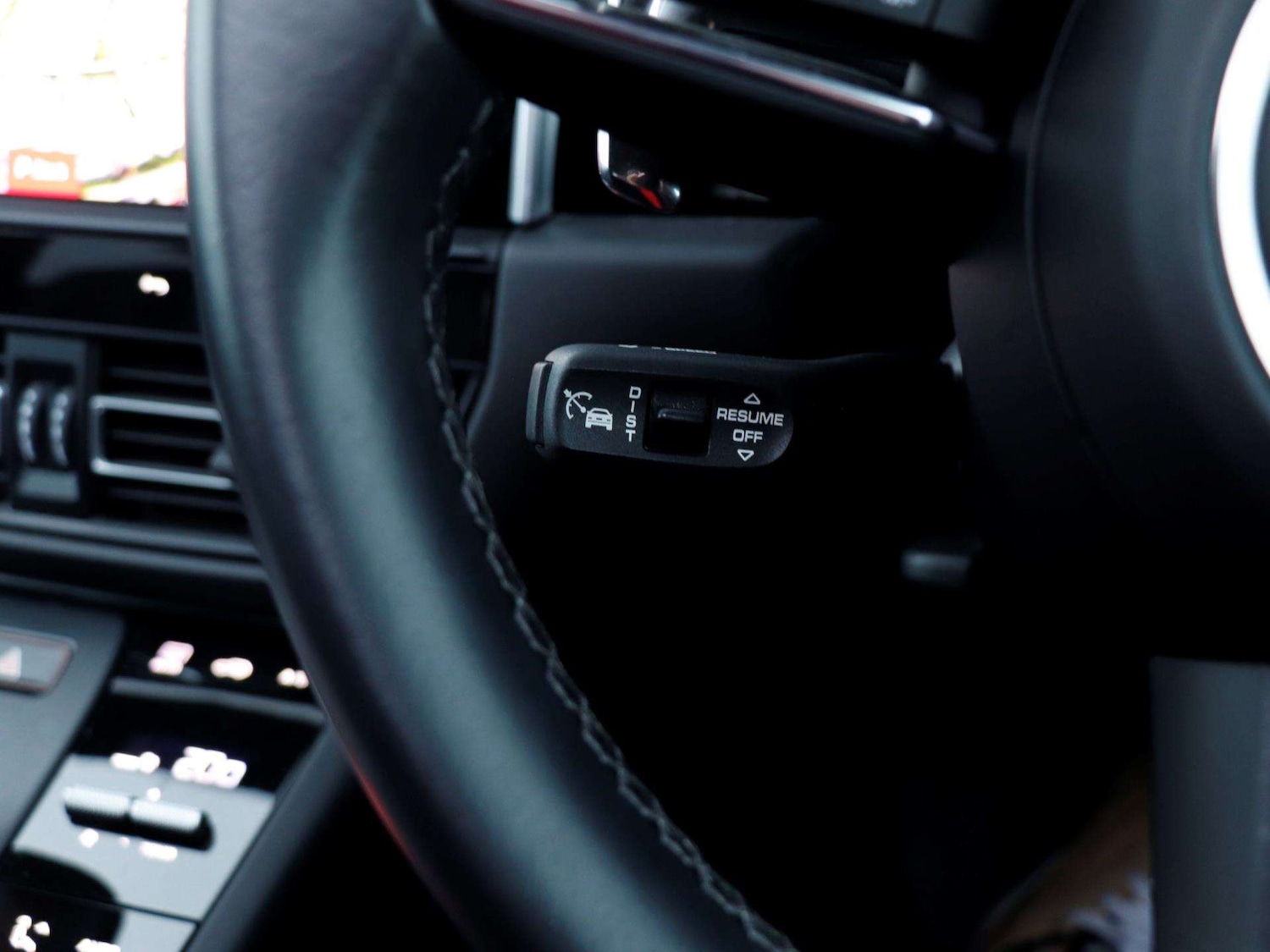 Used Porsche Macan 2023 for sale - 77000139: Photo 20