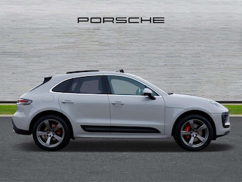 Used Porsche Macan 2023 for sale - 77000139: Photo