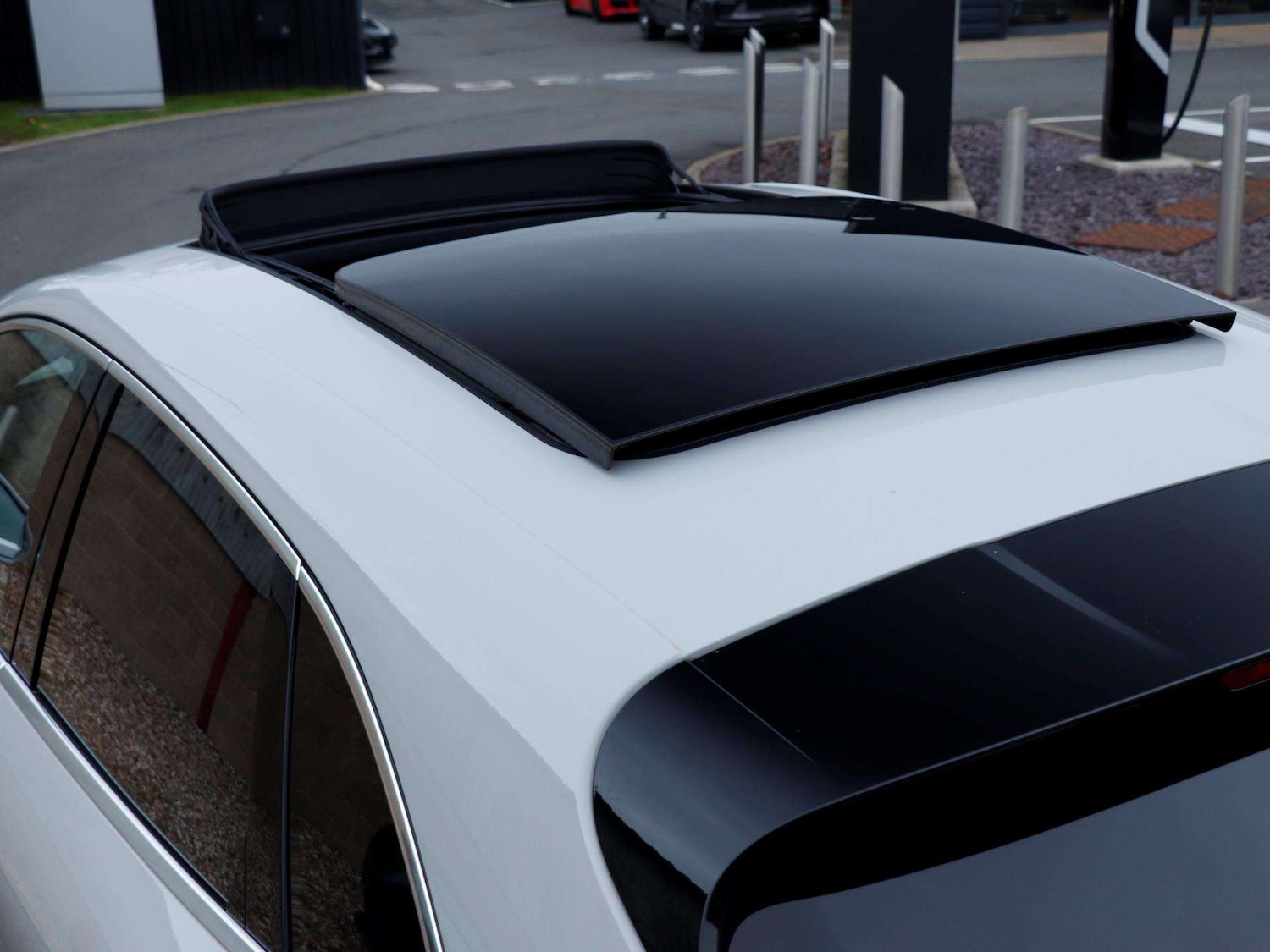 Used Porsche Macan 2023 for sale - 77000139: Photo 30