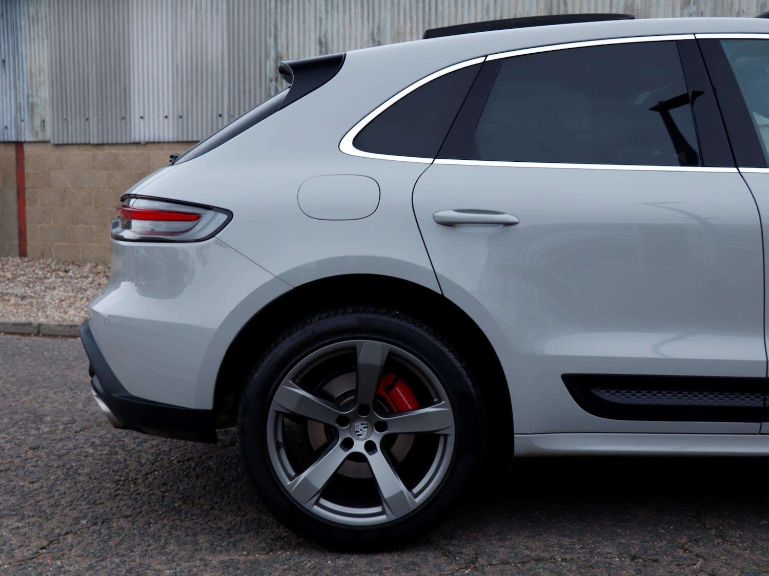 Used Porsche Macan 2023 for sale - 77000139: Photo 31