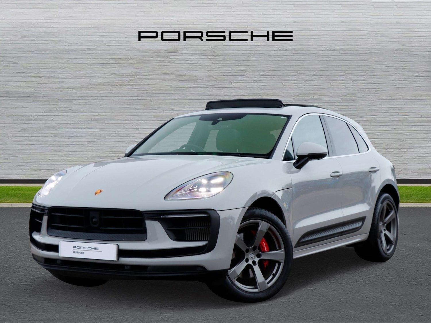 Used Porsche Macan 2023 for sale - 77000139: Photo 7