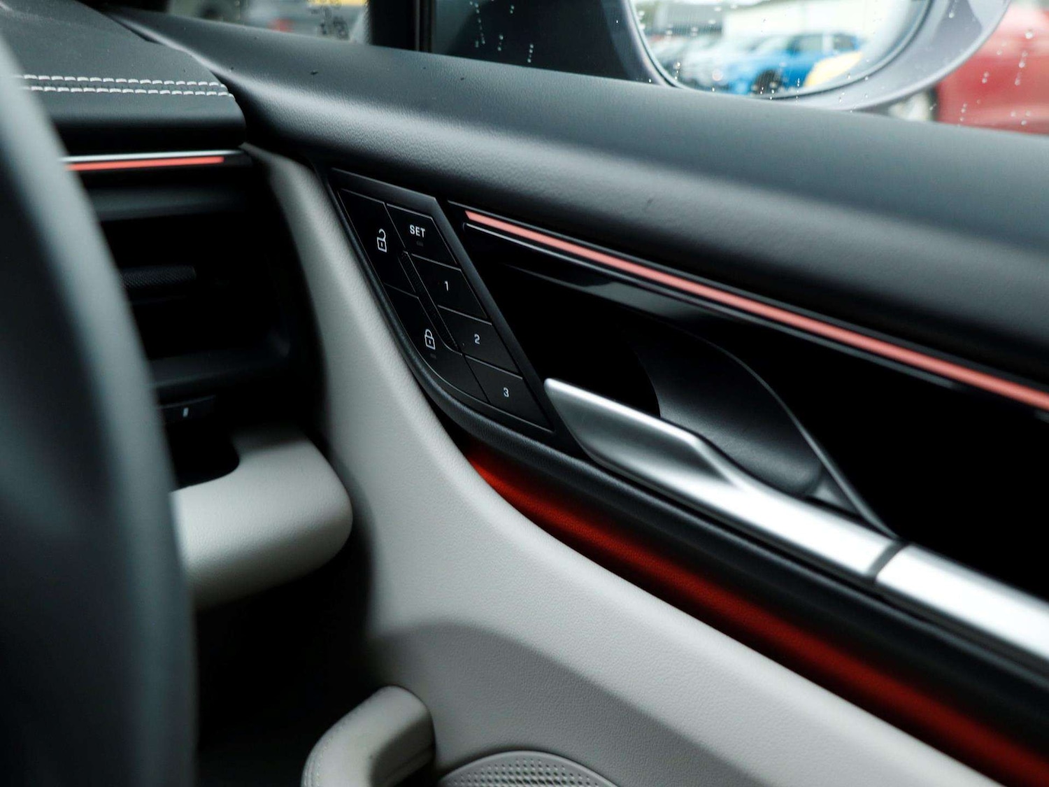 Used Porsche Macan 2025 for sale - 77308361: Photo 20