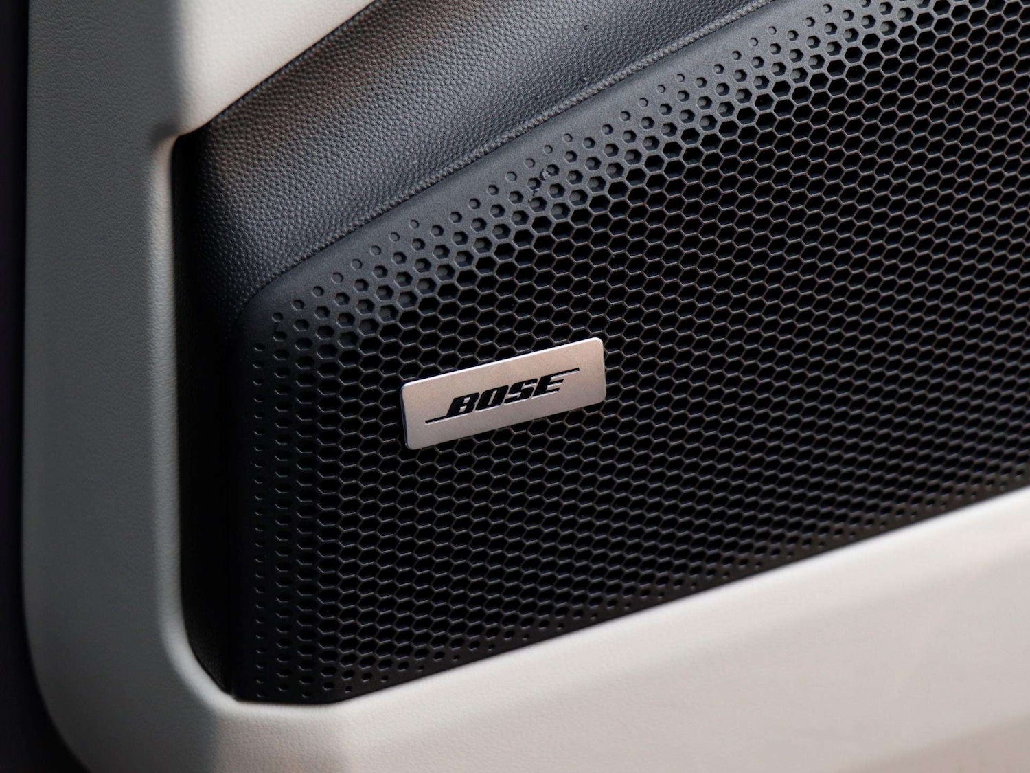 Used Porsche Macan 2025 for sale - 77308361: Photo 21