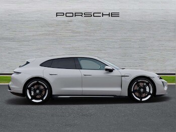 Used Porsche Taycan 2022 for sale - 77361272: Photo