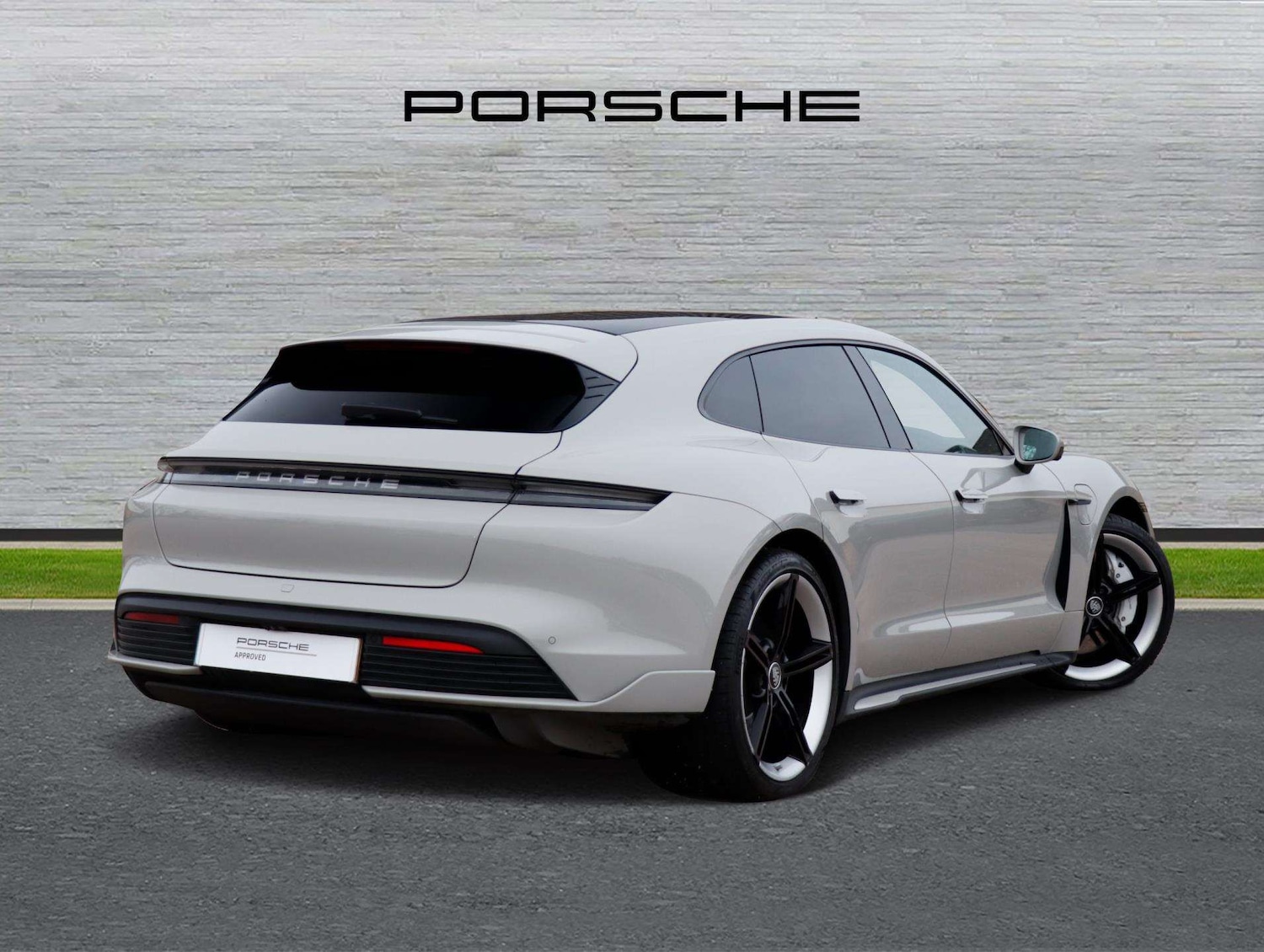 Used Porsche Taycan 2022 for sale - 77361272: Photo 3