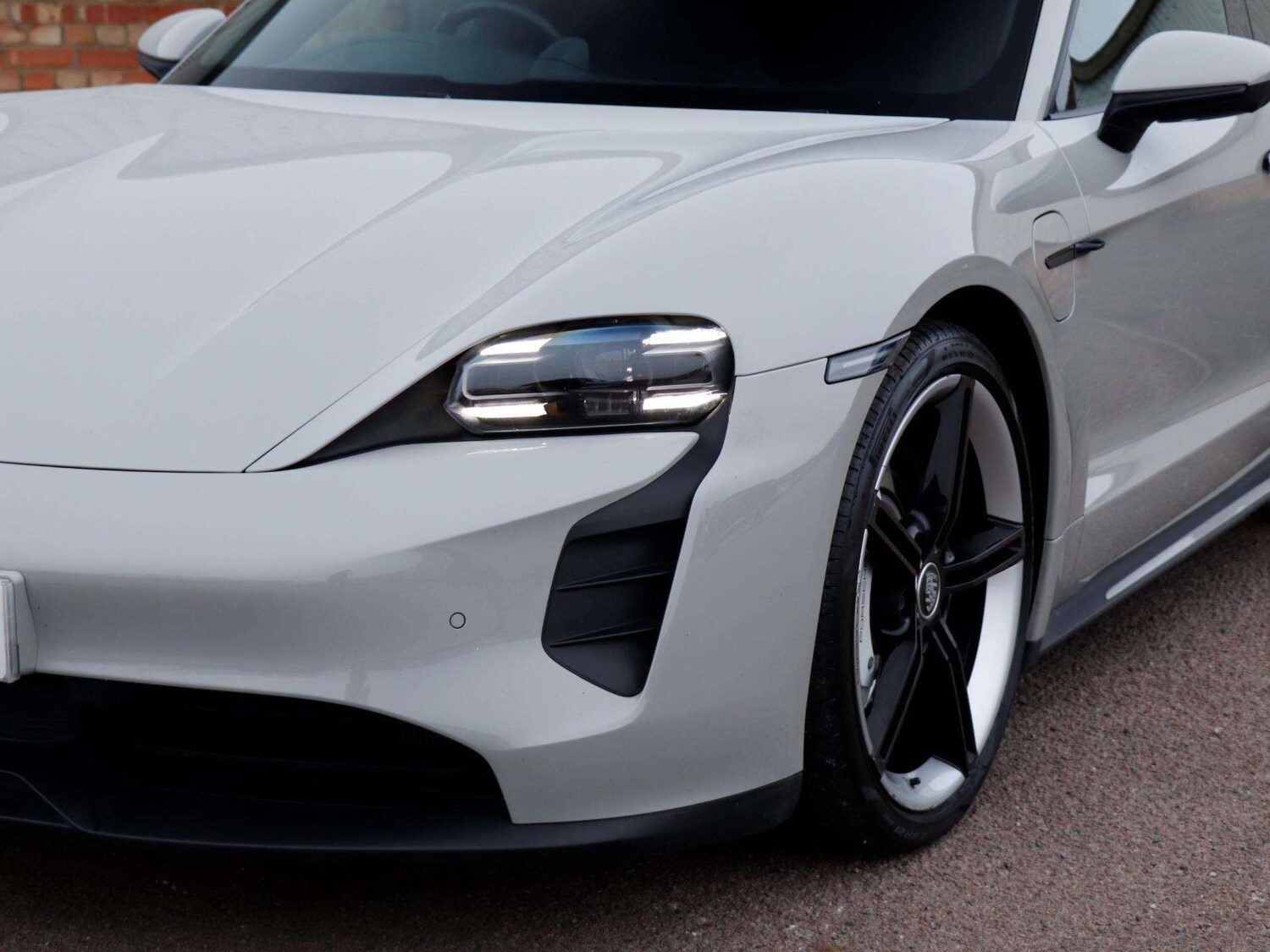 Used Porsche Taycan 2022 for sale - 77361272: Photo 33