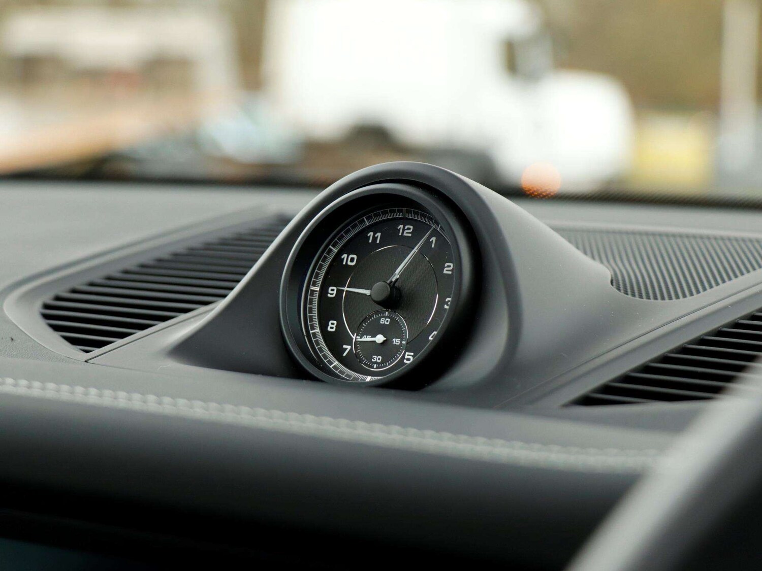 Used Porsche Macan 2023 for sale - 77686660: Photo 14