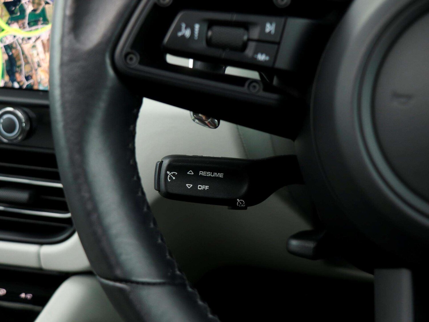 Used Porsche Macan 2023 for sale - 77686660: Photo 20