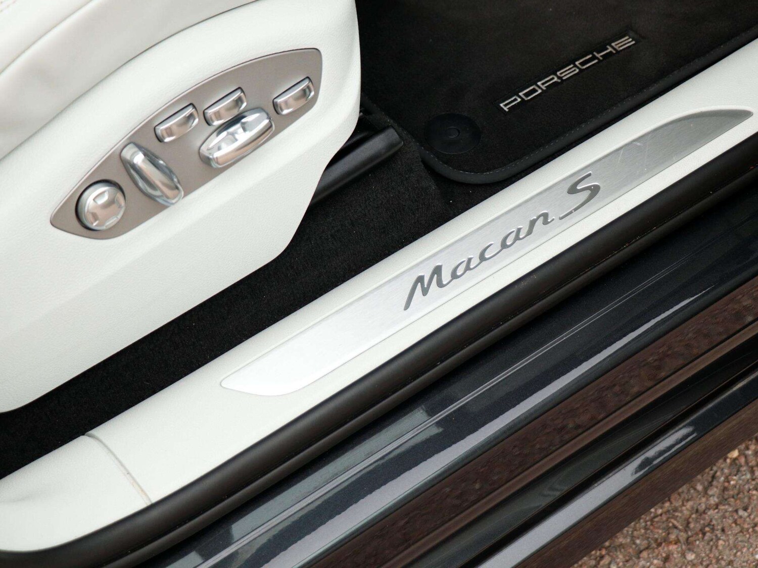 Used Porsche Macan 2023 for sale - 77686660: Photo 29