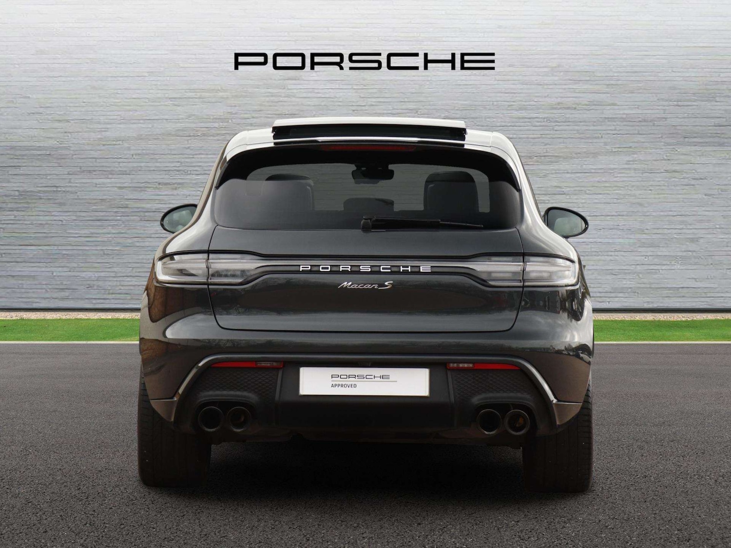 Used Porsche Macan 2023 for sale - 77686660: Photo 4