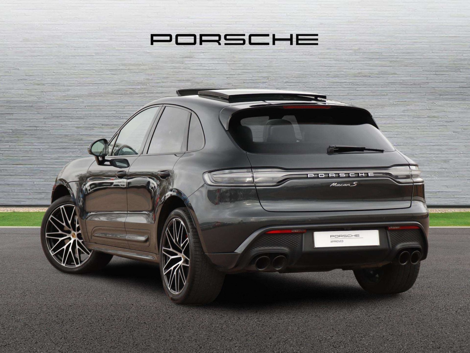 Used Porsche Macan 2023 for sale - 77686660: Photo 5
