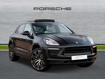 Used Porsche Macan 2023 for sale - 76967720: Photo