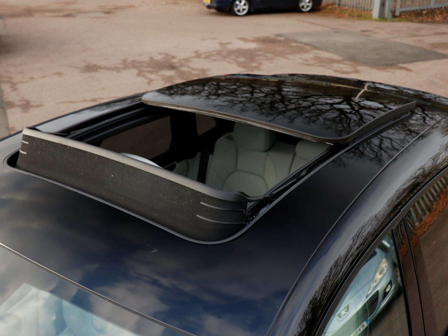 Used Porsche Macan 2023 for sale - 76967720: Photo 32