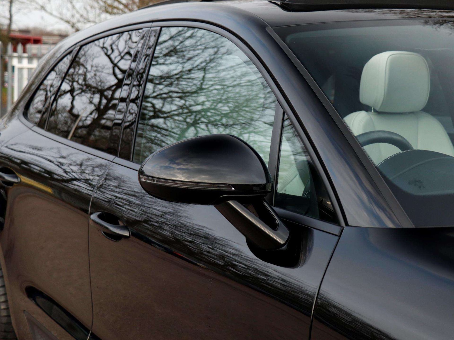 Used Porsche Macan 2023 for sale - 76967720: Photo 33