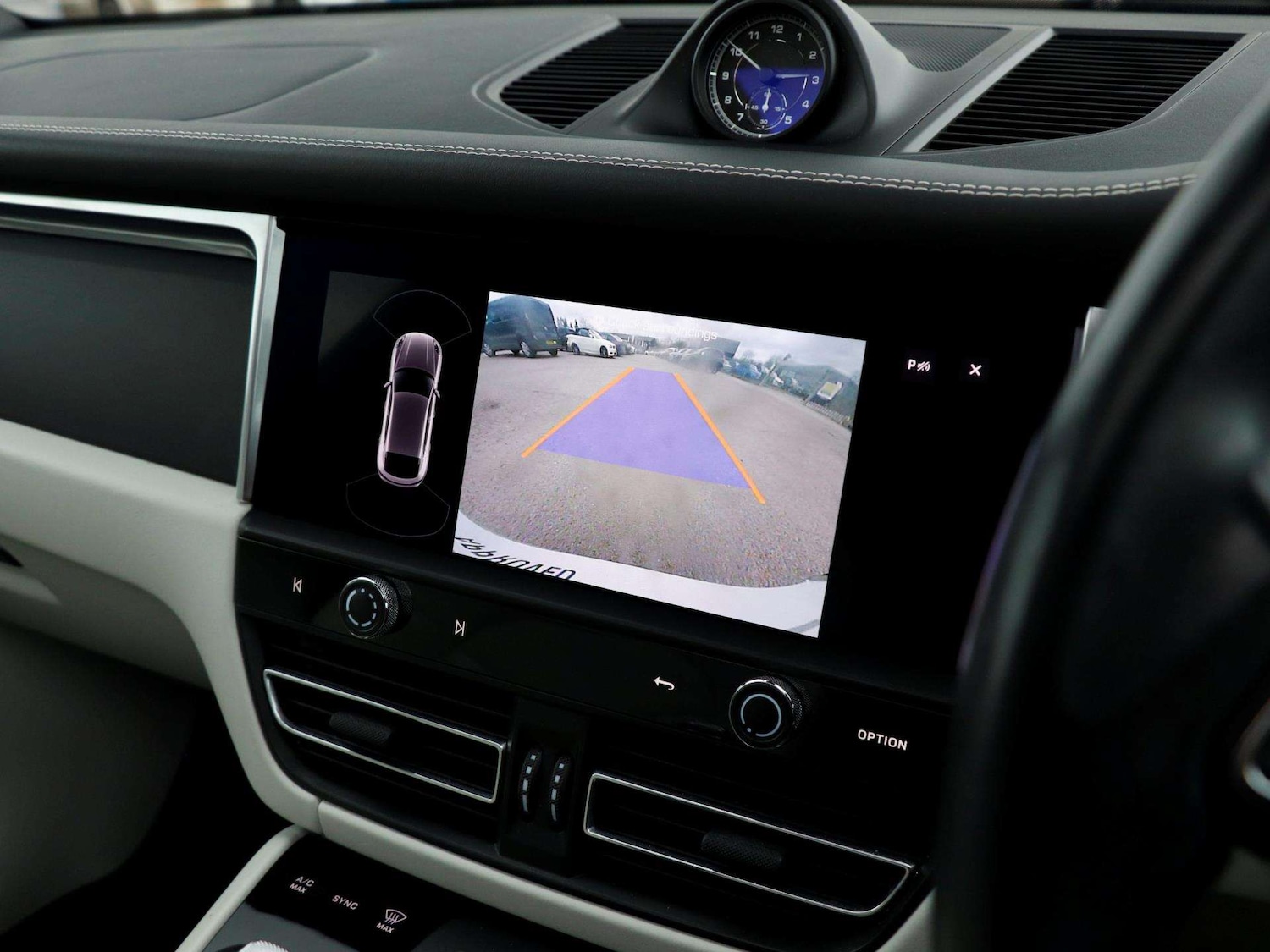 Used Porsche Macan 2022 for sale - 77726807: Photo 16