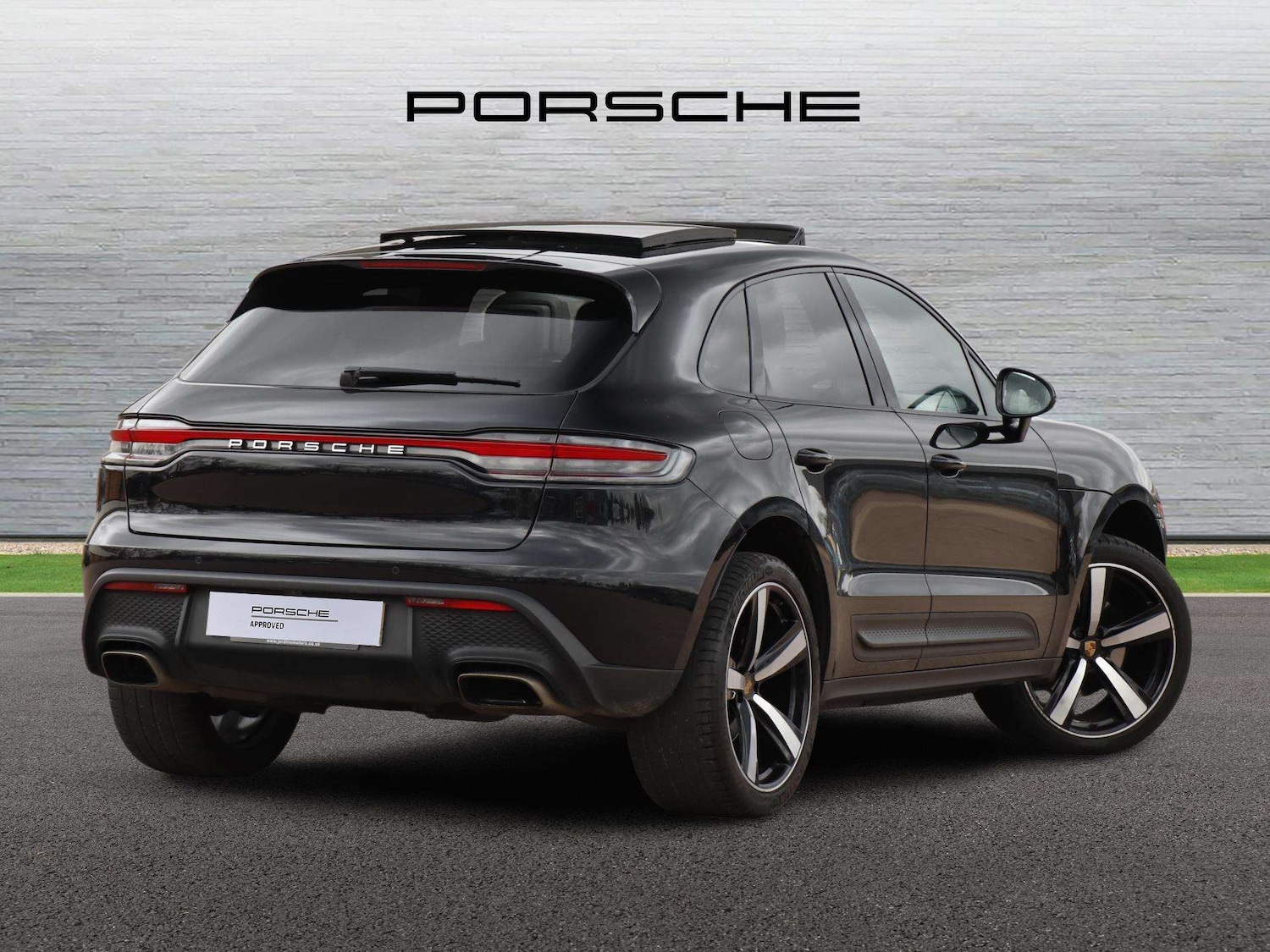 Used Porsche Macan 2022 for sale - 77726807: Photo 3