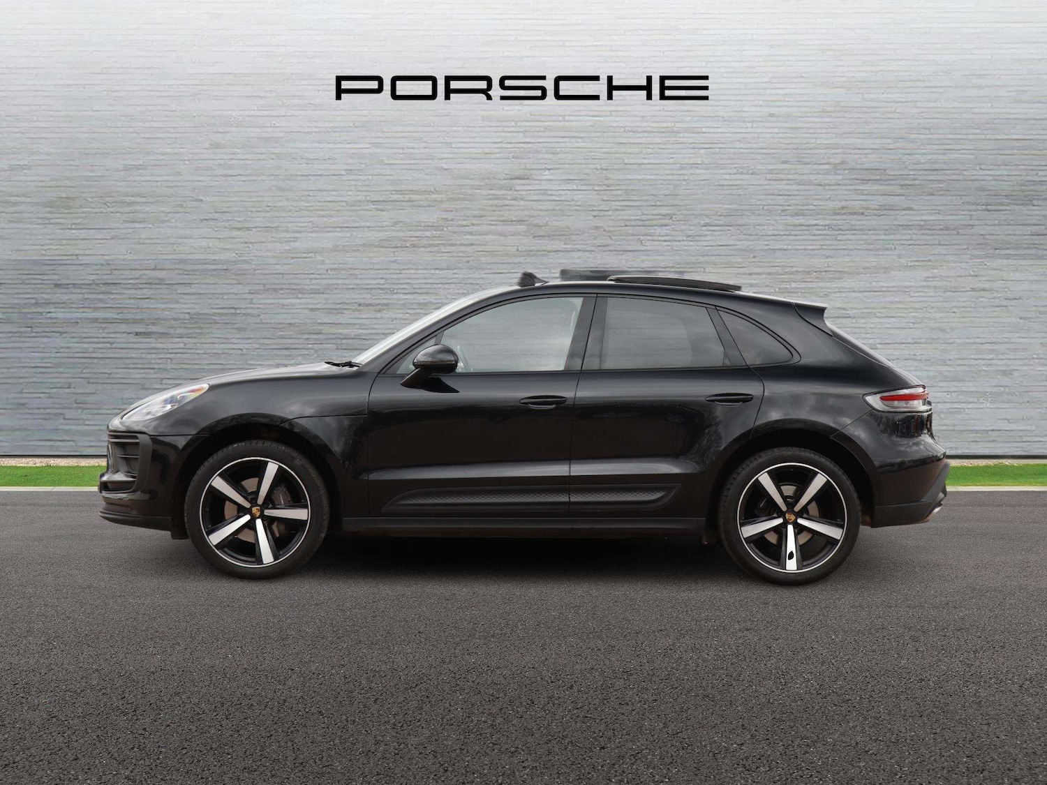 Used Porsche Macan 2022 for sale - 77726807: Photo 6