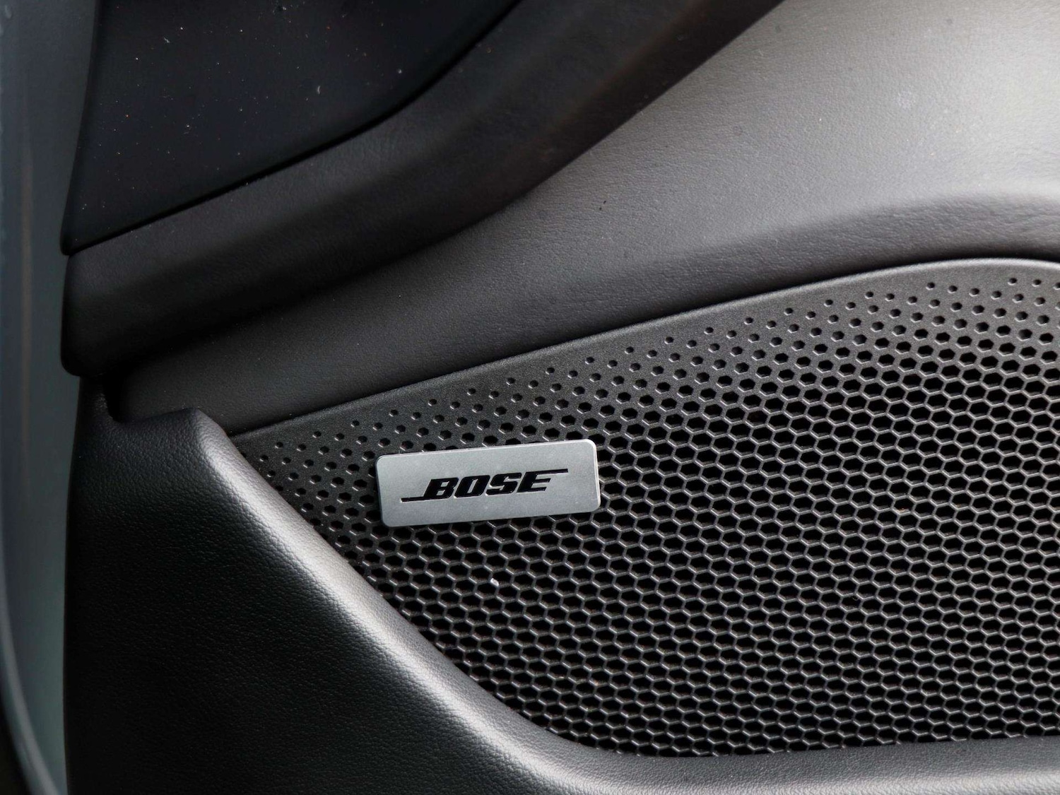 Used Porsche Taycan for sale - 77661325: Photo 23