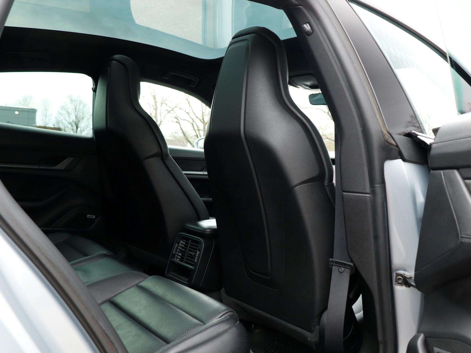 Used Porsche Taycan for sale - 77661325: Photo 27