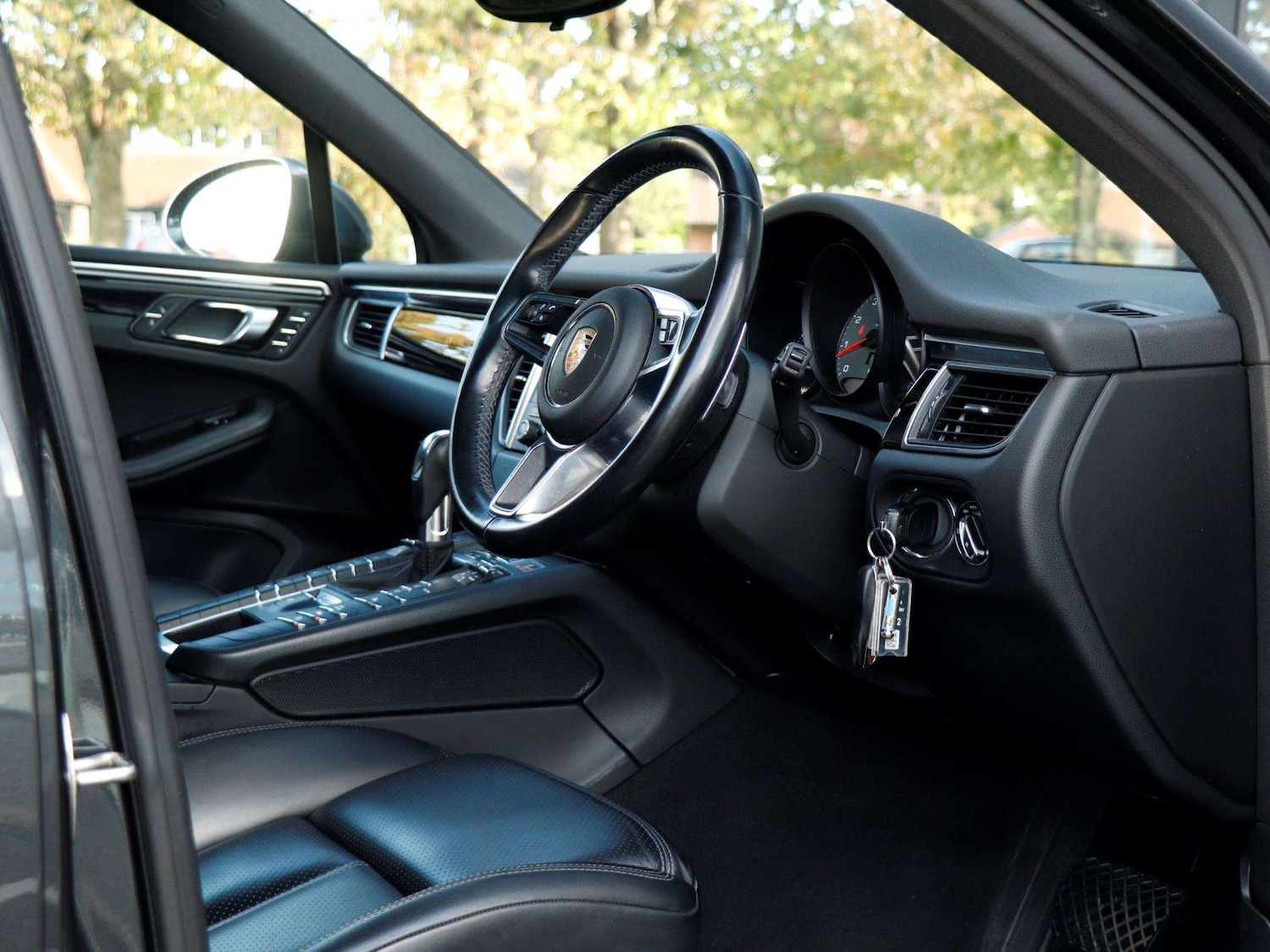 Used Porsche Macan 2018 for sale - 76125915: Photo 12