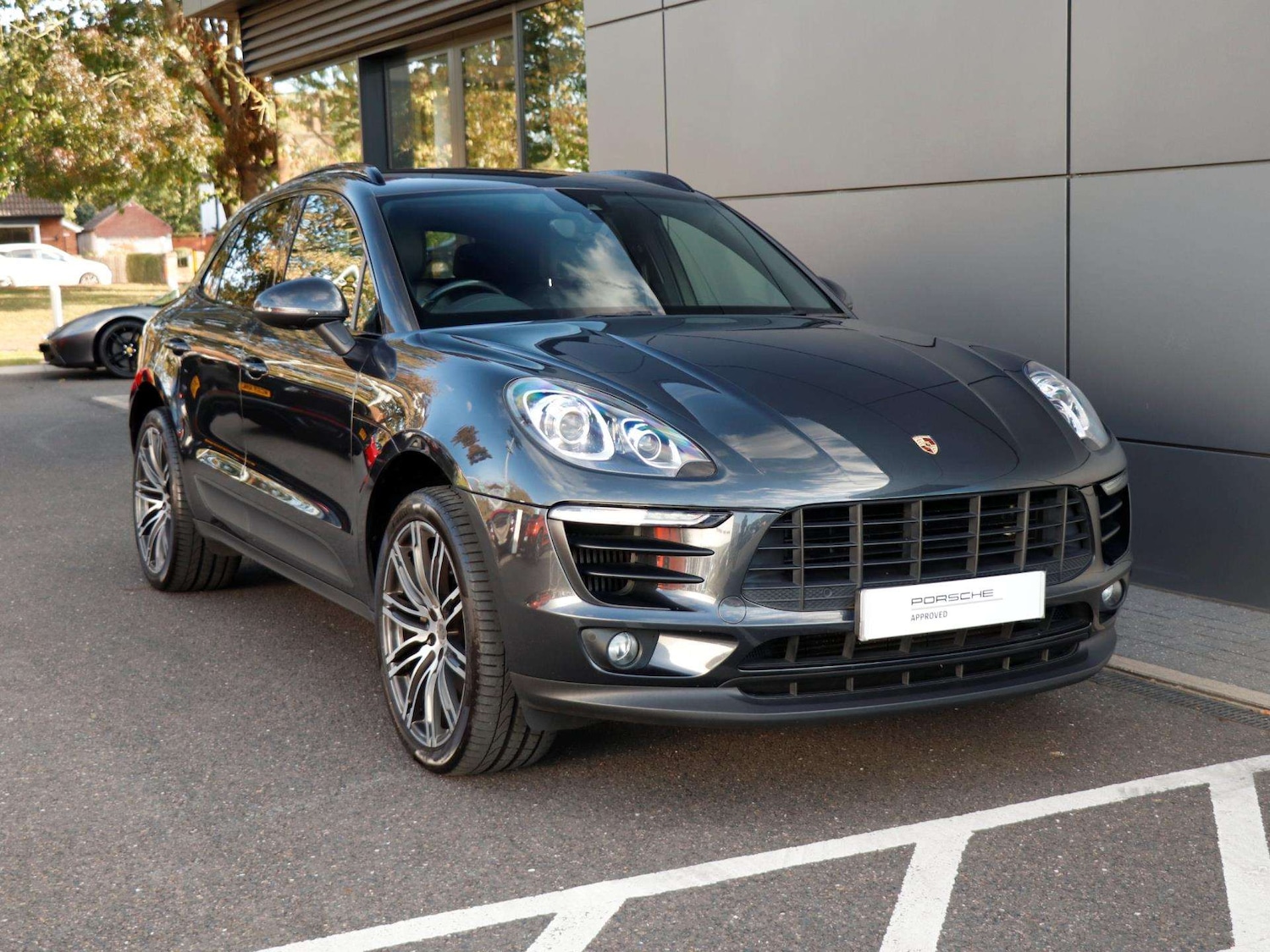 Used Porsche Macan 2018 for sale - 76125915: Photo 33