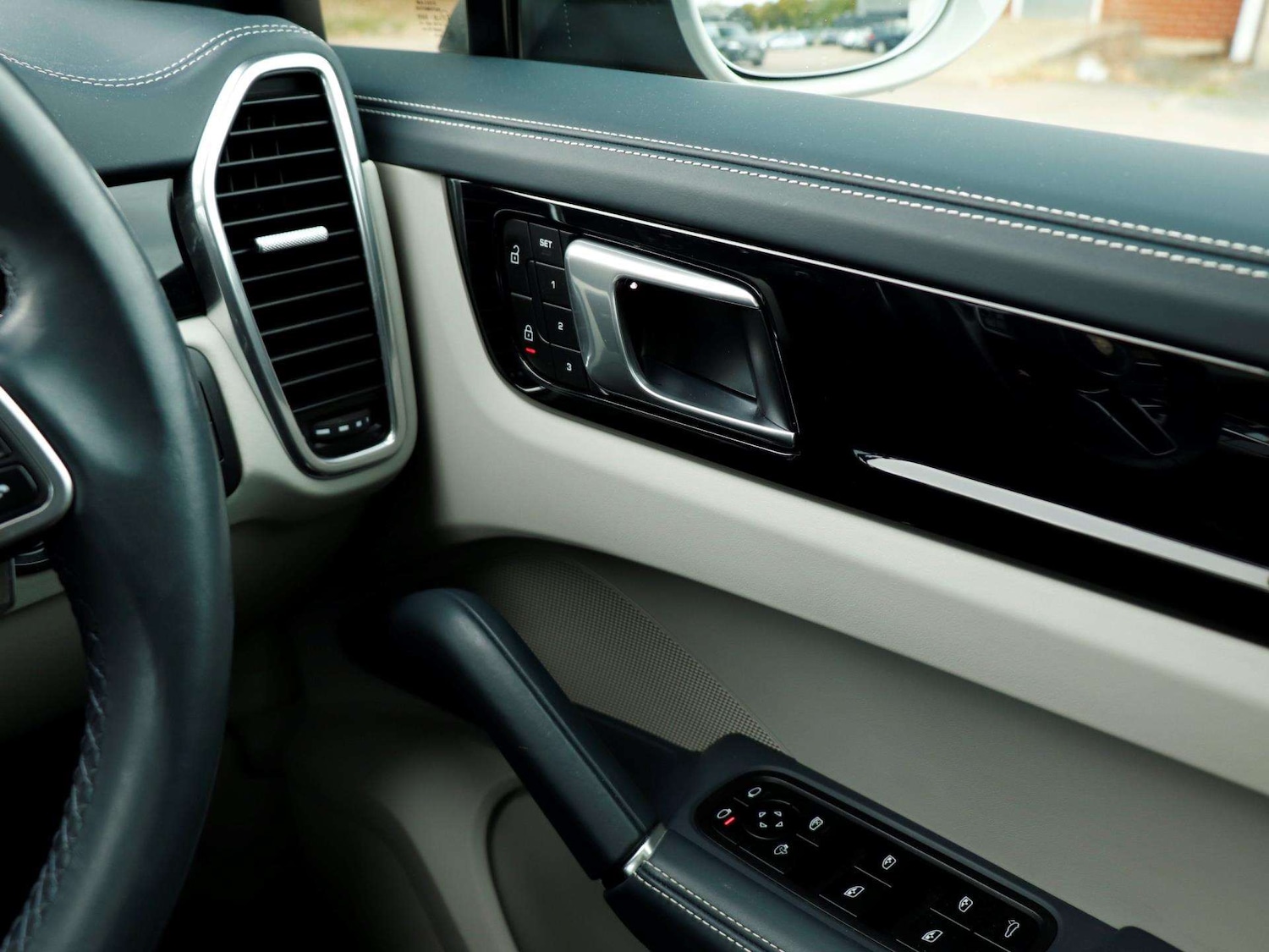 Used Porsche Cayenne 2021 for sale - 76141927: Photo 22