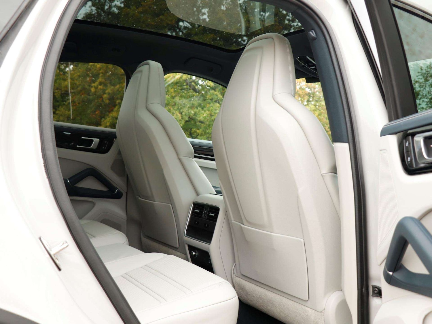 Used Porsche Cayenne 2021 for sale - 76141927: Photo 28