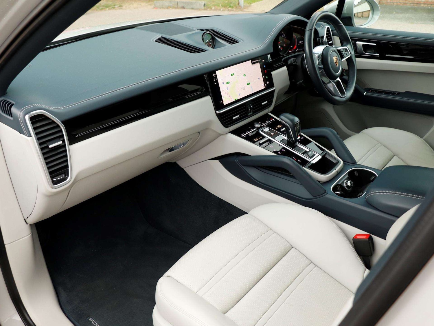 Used Porsche Cayenne 2021 for sale - 76141927: Photo 9