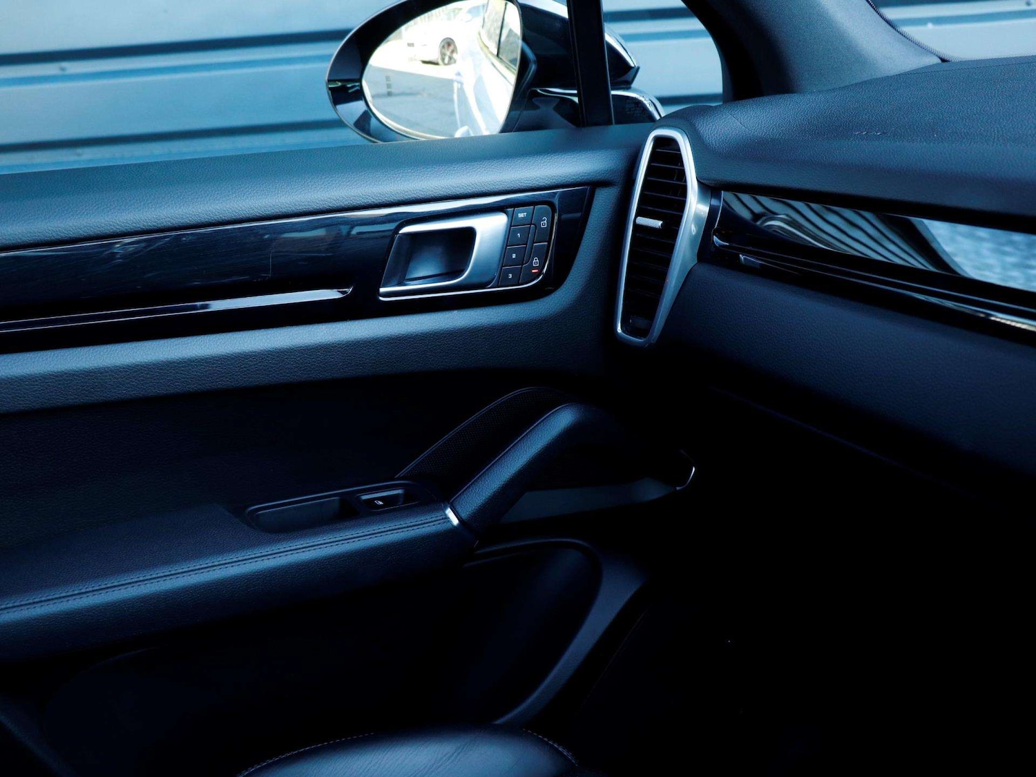 Used Porsche Cayenne 2023 for sale - 77943355: Photo 21