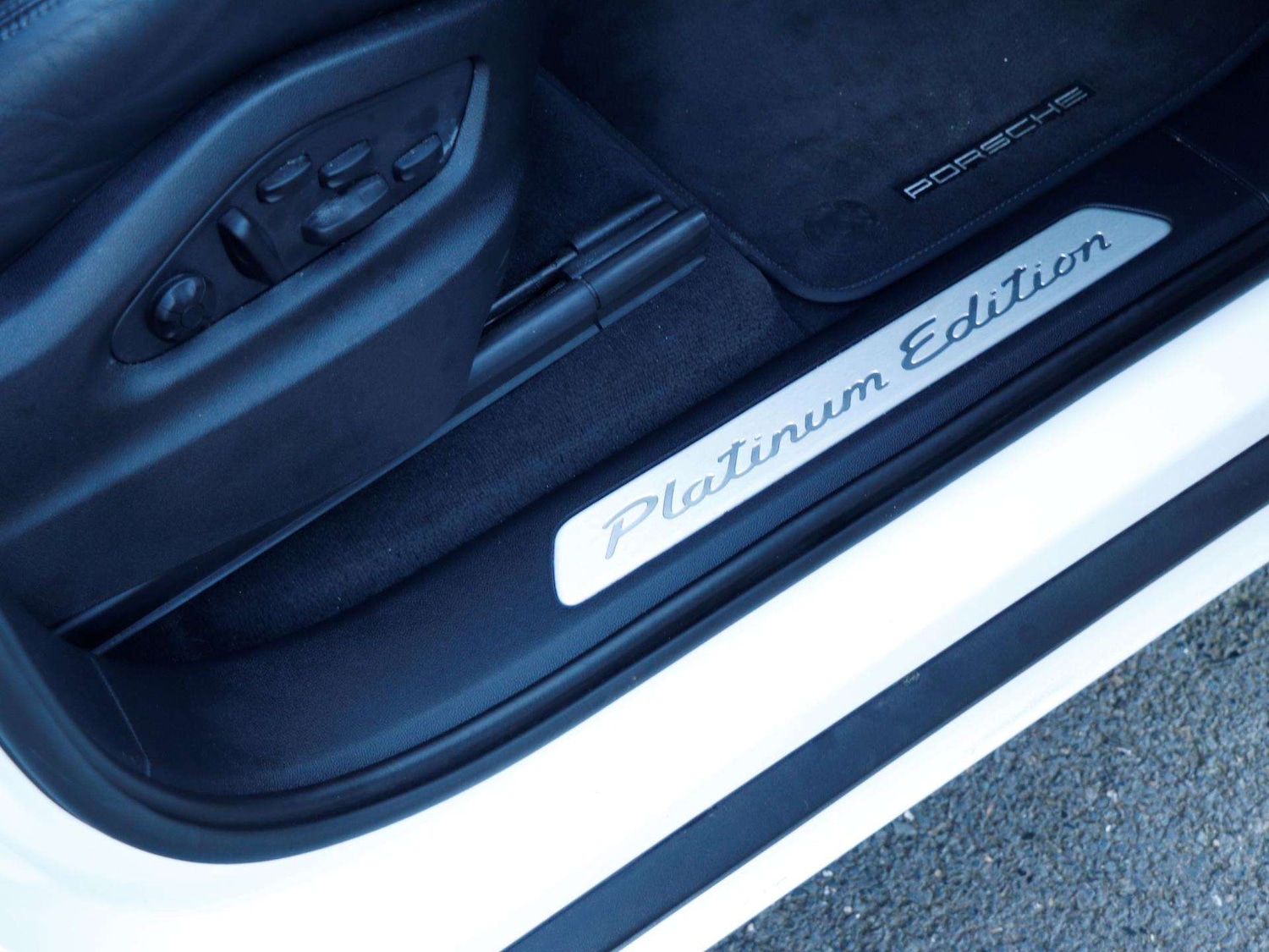 Used Porsche Cayenne 2023 for sale - 77943355: Photo 23