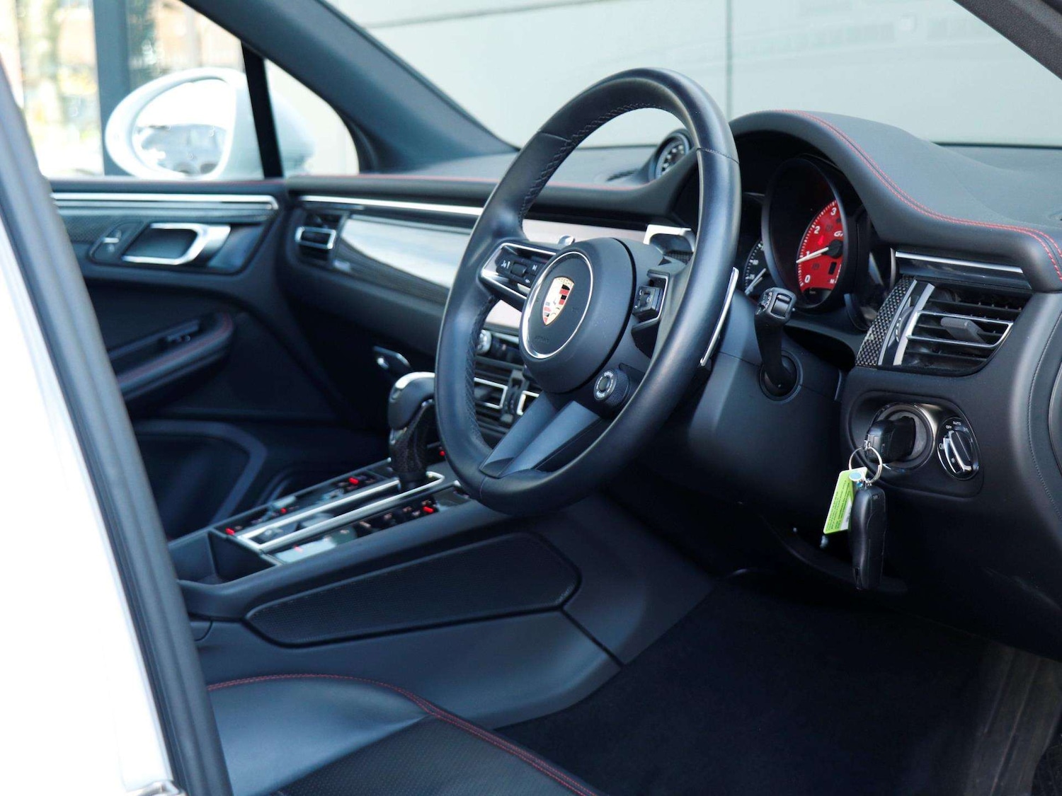 Used Porsche Macan 2023 for sale - 78037717: Photo 11