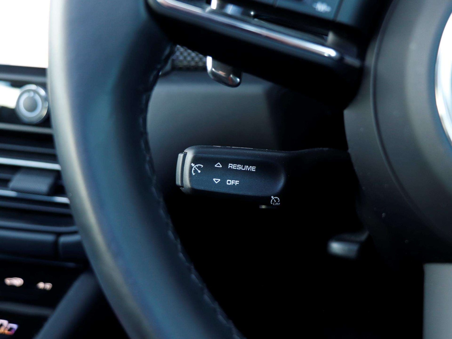 Used Porsche Macan 2023 for sale - 78037717: Photo 21