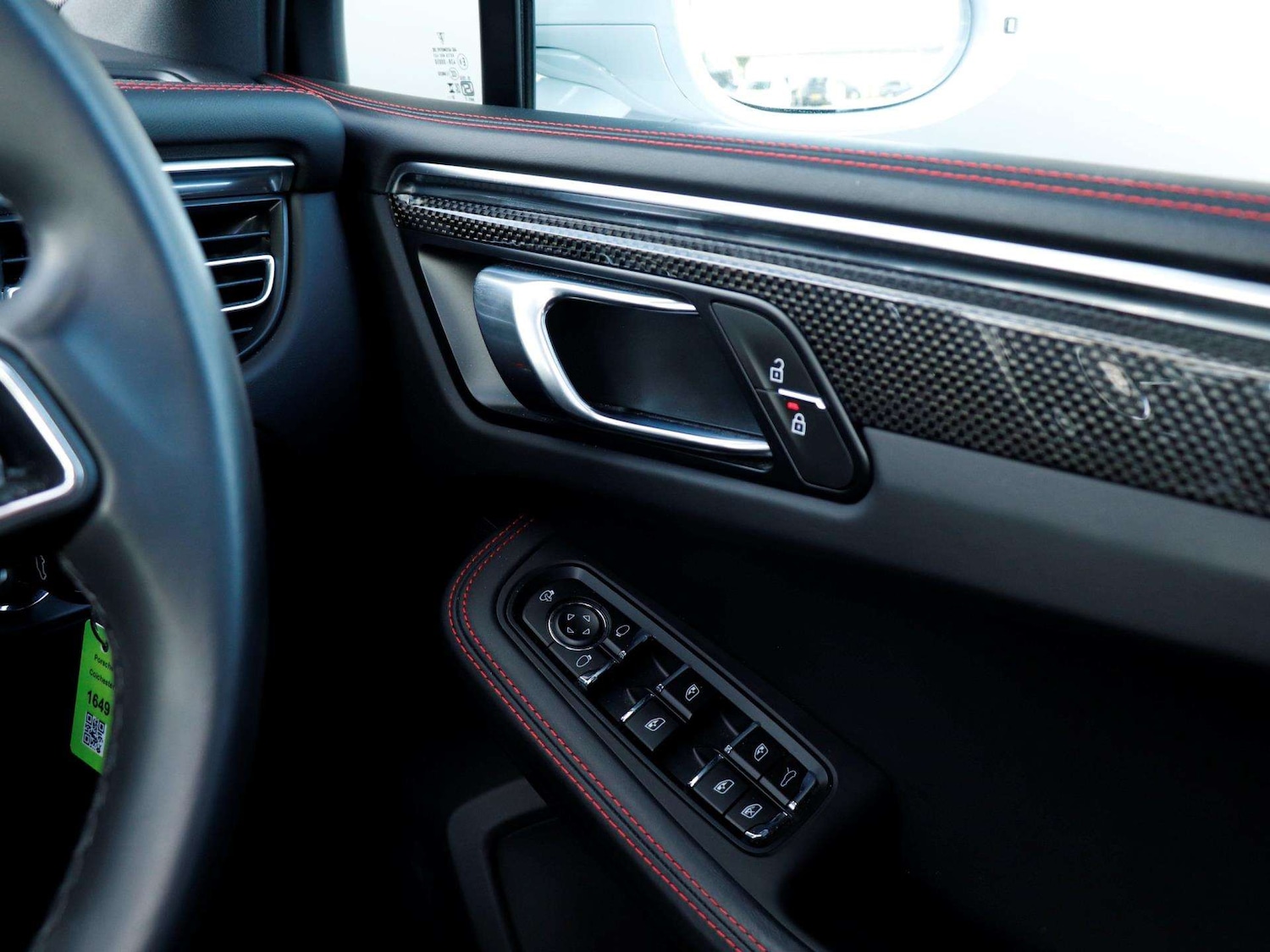 Used Porsche Macan 2023 for sale - 78037717: Photo 23