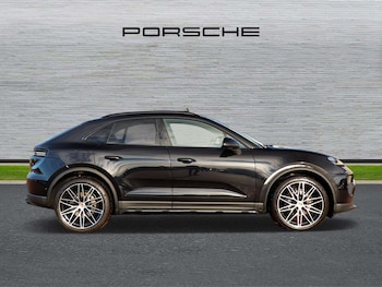 Used Porsche Macan 2026 for sale - 77257507: Photo
