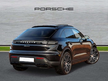 Used Porsche Macan 2026 for sale - 77257507: Photo