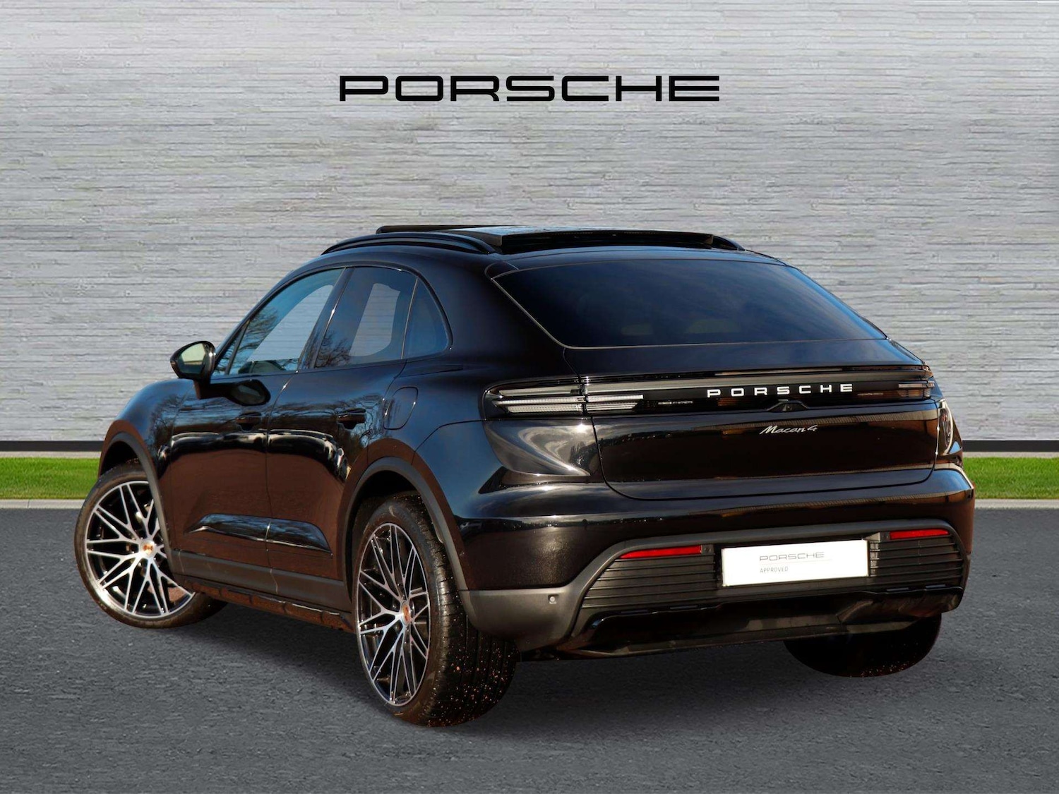 Used Porsche Macan 2026 for sale - 77257507: Photo 5