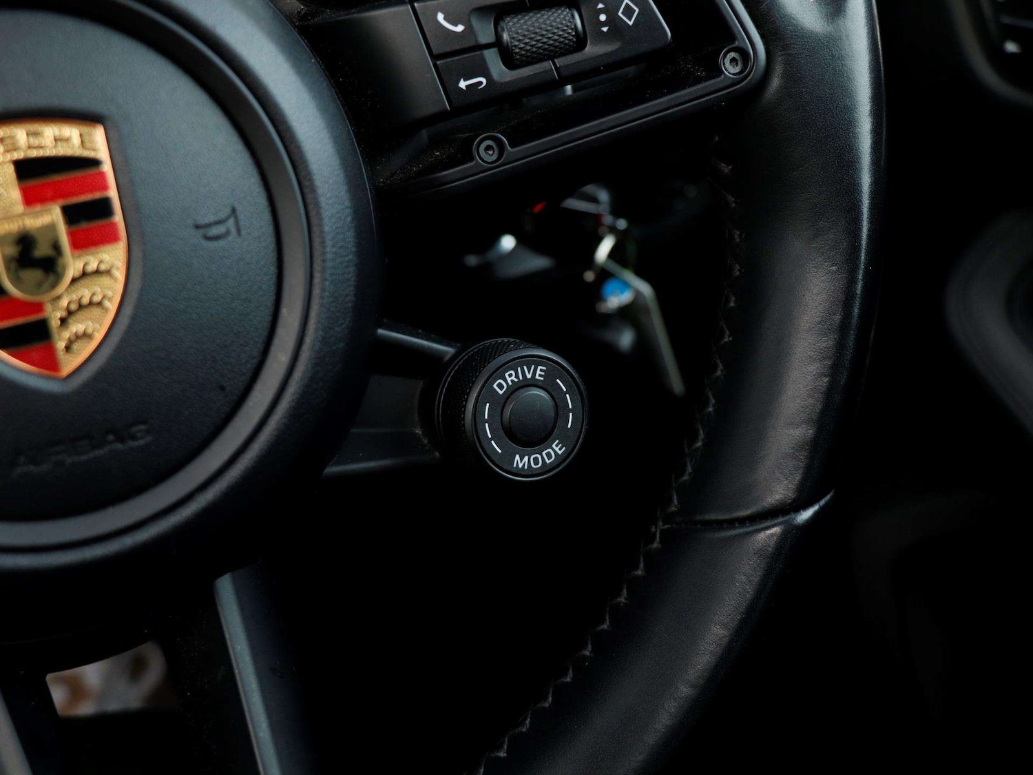 Used Porsche Macan 2021 for sale - 77348142: Photo 22