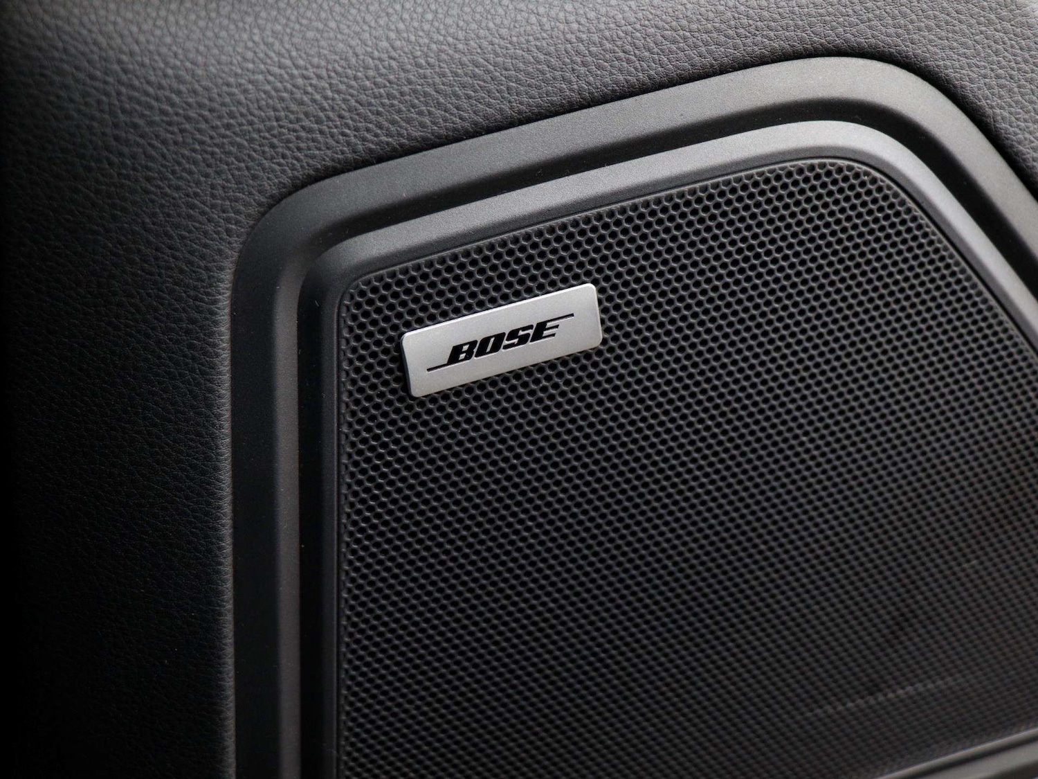 Used Porsche Macan 2021 for sale - 77348142: Photo 24