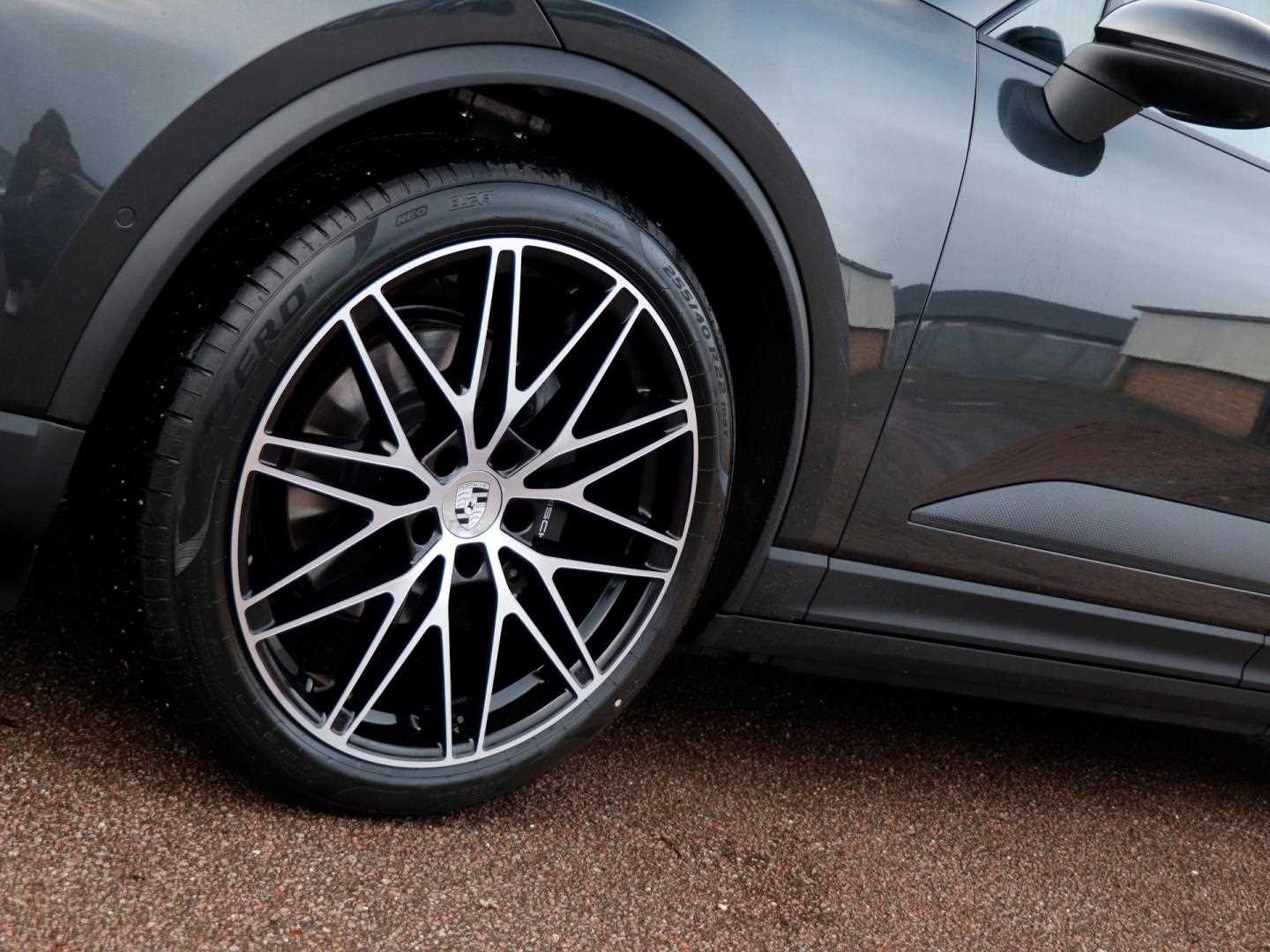 Used Porsche Macan 2024 for sale - 76329121: Photo 29