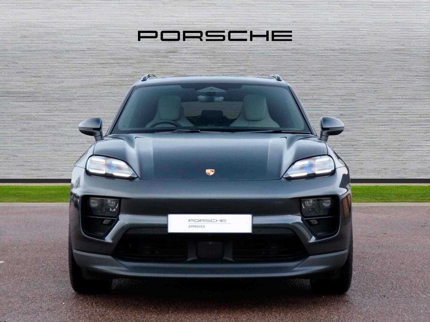 Used Porsche Macan 2024 for sale - 76329121: Photo 8