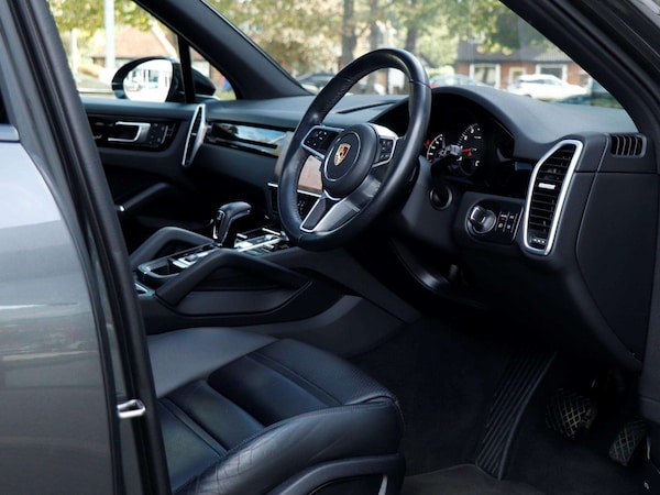 Used Porsche Cayenne 2022 for sale - 76242556: Photo 10