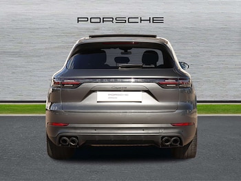 Used Porsche Cayenne 2022 for sale - 76242556: Photo 4