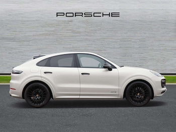 Used Porsche Cayenne 2023 for sale - 77428980: Photo