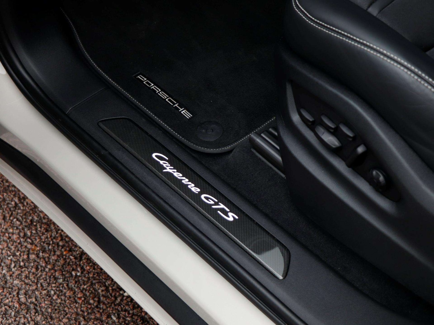 Used Porsche Cayenne for sale - 77428980: Photo 31