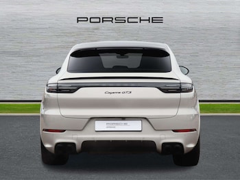 Used Porsche Cayenne 2023 for sale - 77428980: Photo