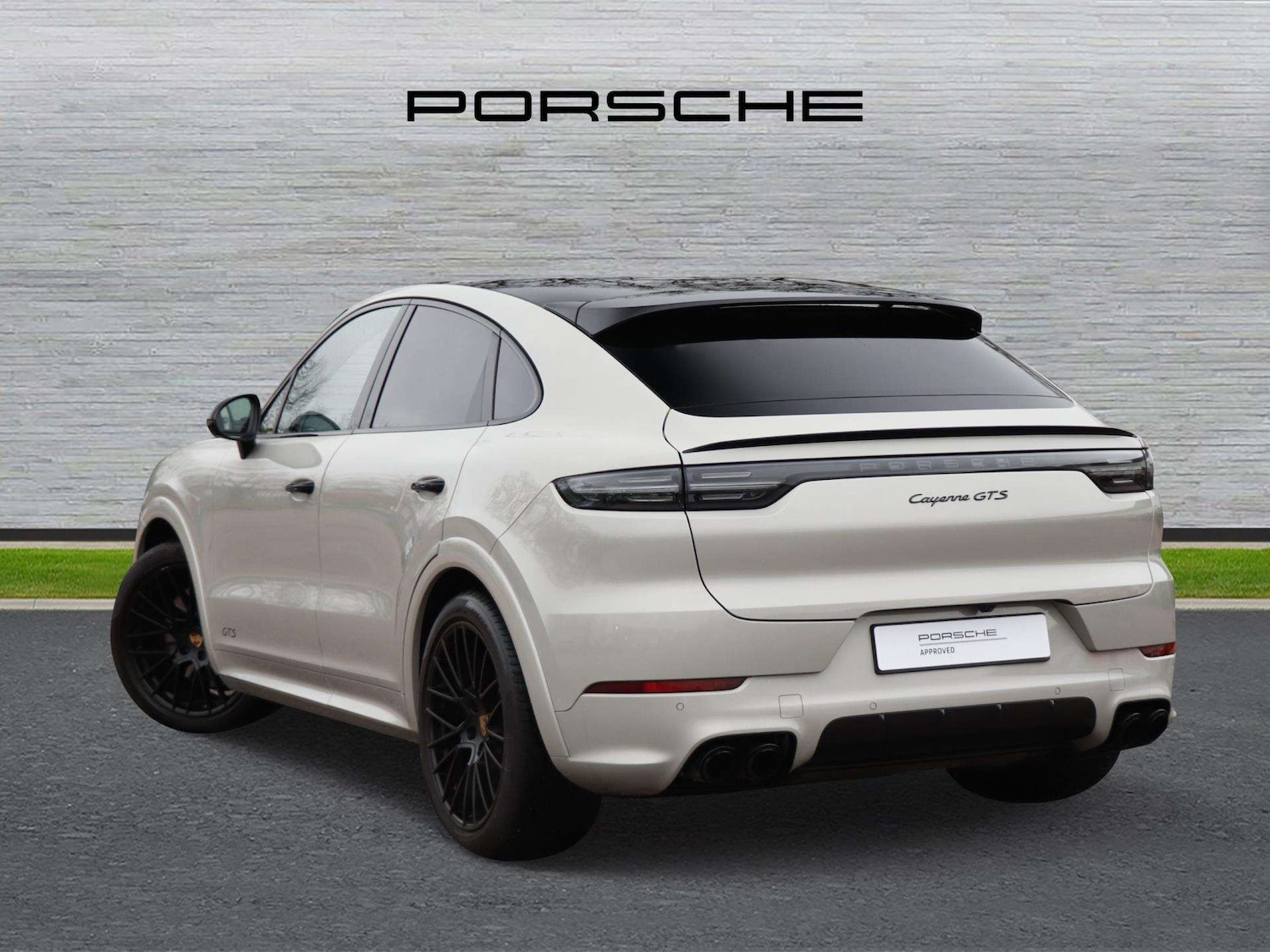 Used Porsche Cayenne for sale - 77428980: Photo 5