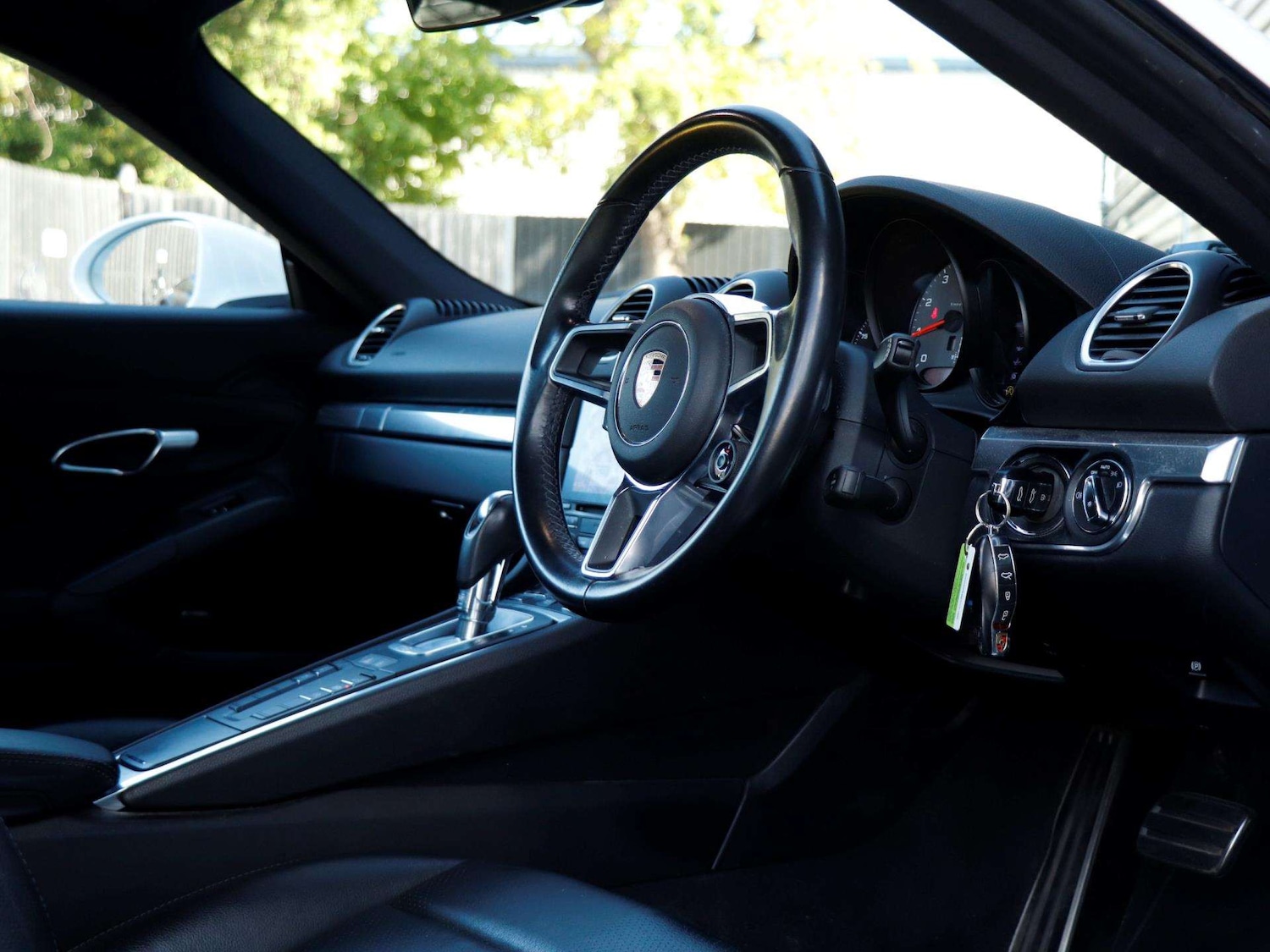 Used Porsche Other 2019 for sale - 75917929: Photo 11