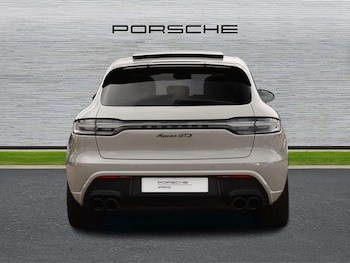 Used Porsche Macan 2021 for sale - 76475867: Photo